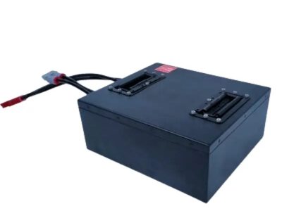"12V 100Ah Lithium-Ion Battery for RV Solar - Showcasing high energy efficiency and lightweight portability, perfect for RV and solar applications, highlighting long lifespan and fast charging."